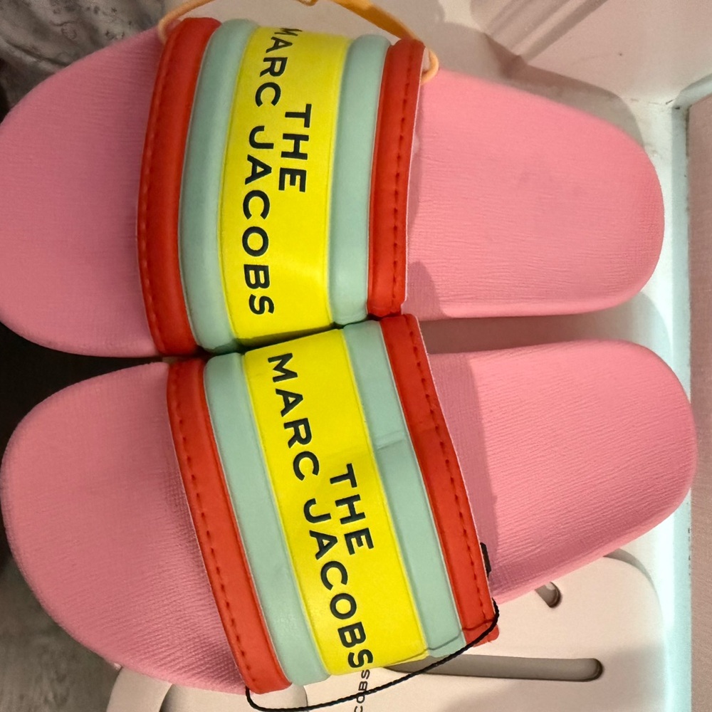 Marc Jacobs slippers for kids